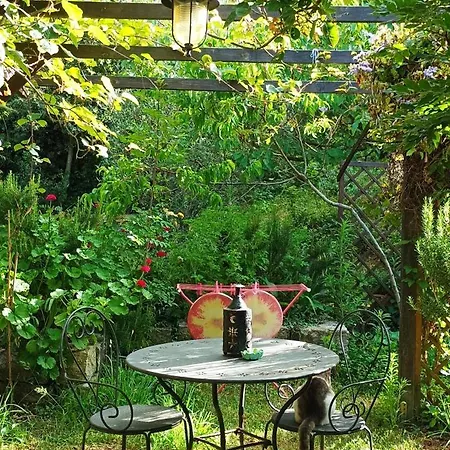 Meladormo Couette-café 4*